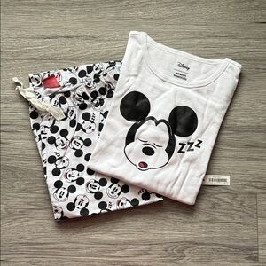 Disney White & Black Mickey Mouse Kids Pajama Set Size Small